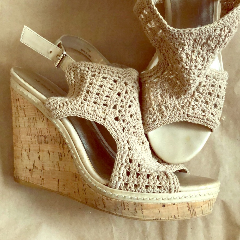 Crochet cork wedge